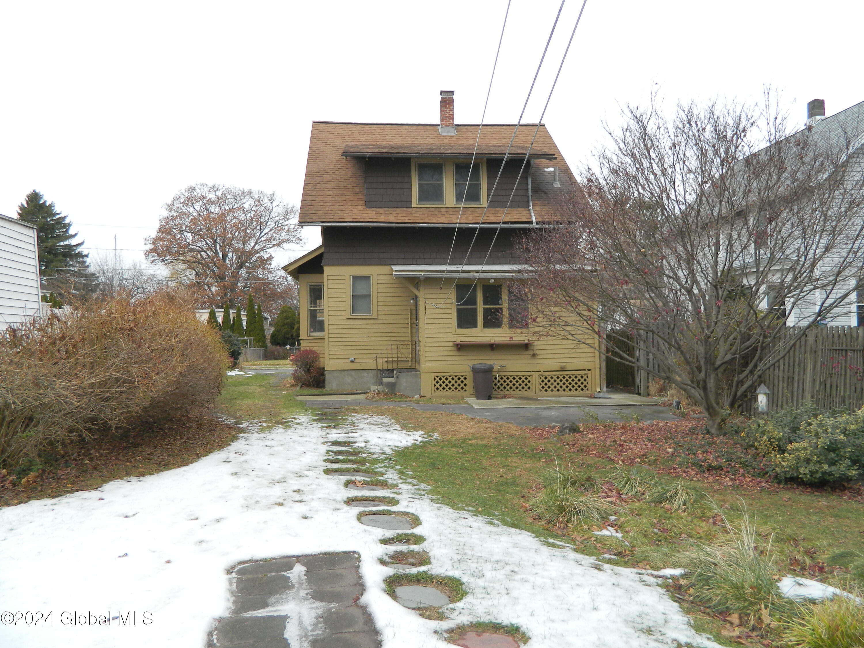 1704 2nd Street, Rensselaer, New York image 3