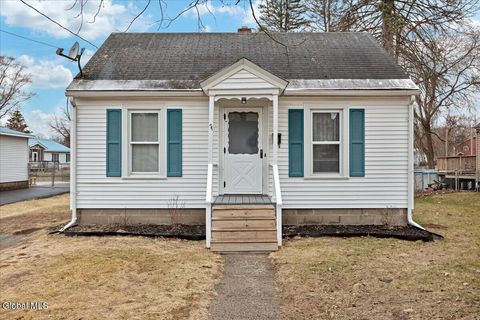 Homes For Sale - 71 Coleman Avenue<br/> Washington County, Hudson Falls, NY 12839