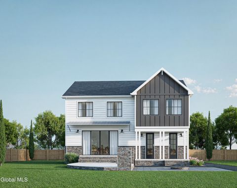 1390 9P Saratoga Springs NY 12866