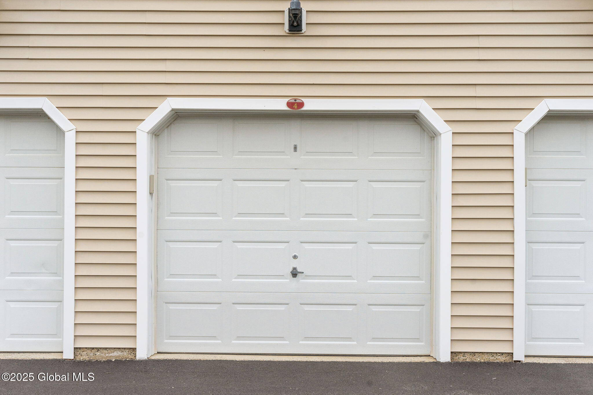 606 Cedar Run, Rensselaer, New York image 25