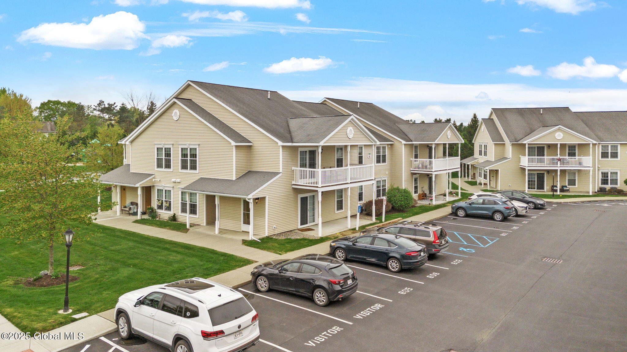 606 Cedar Run, Rensselaer, New York image 30
