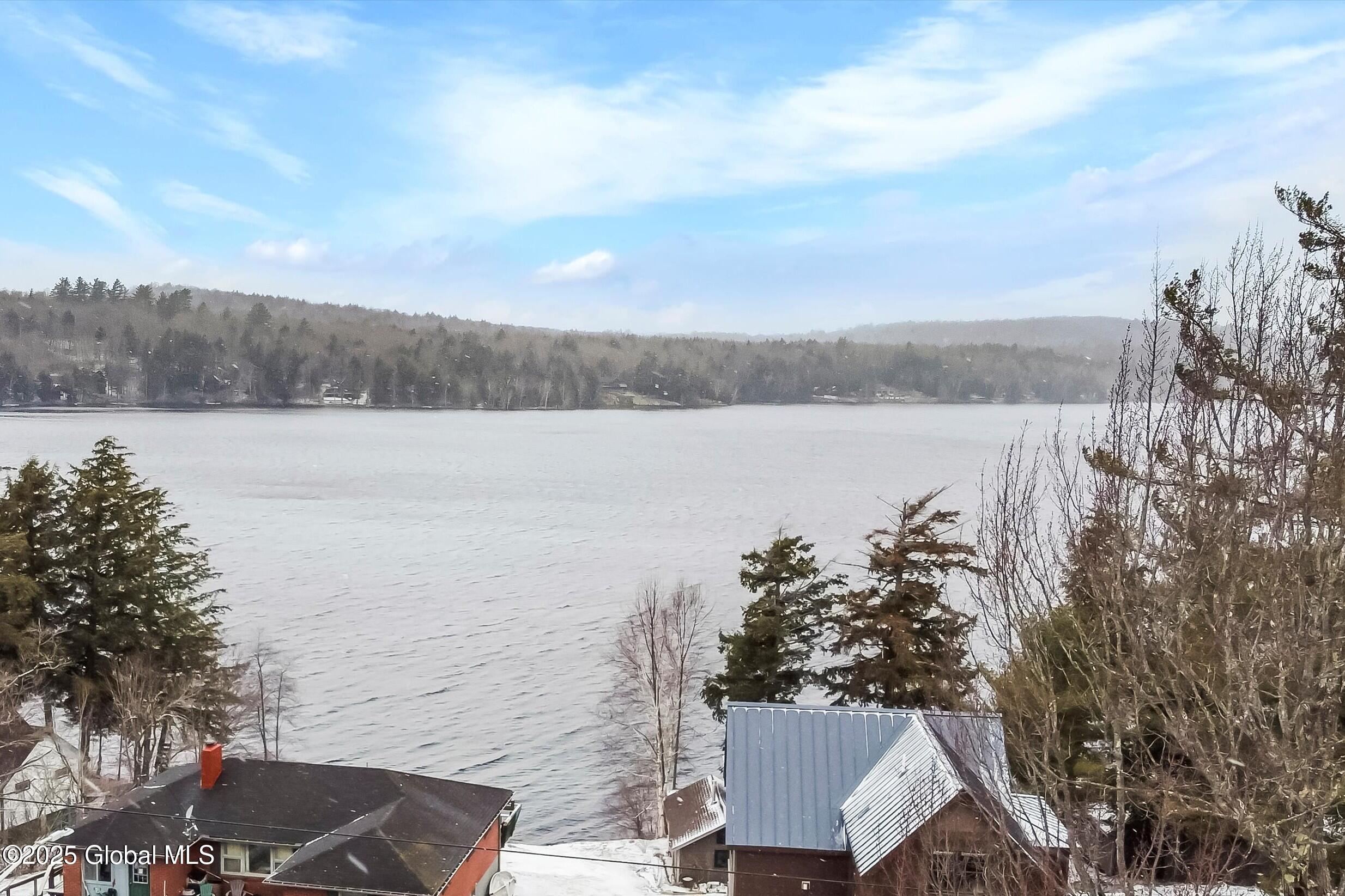 956 Deerland Road, Long Lake, New York image 3