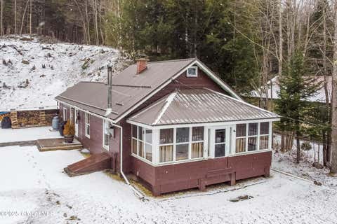 Photo for 956 Deerland Road
