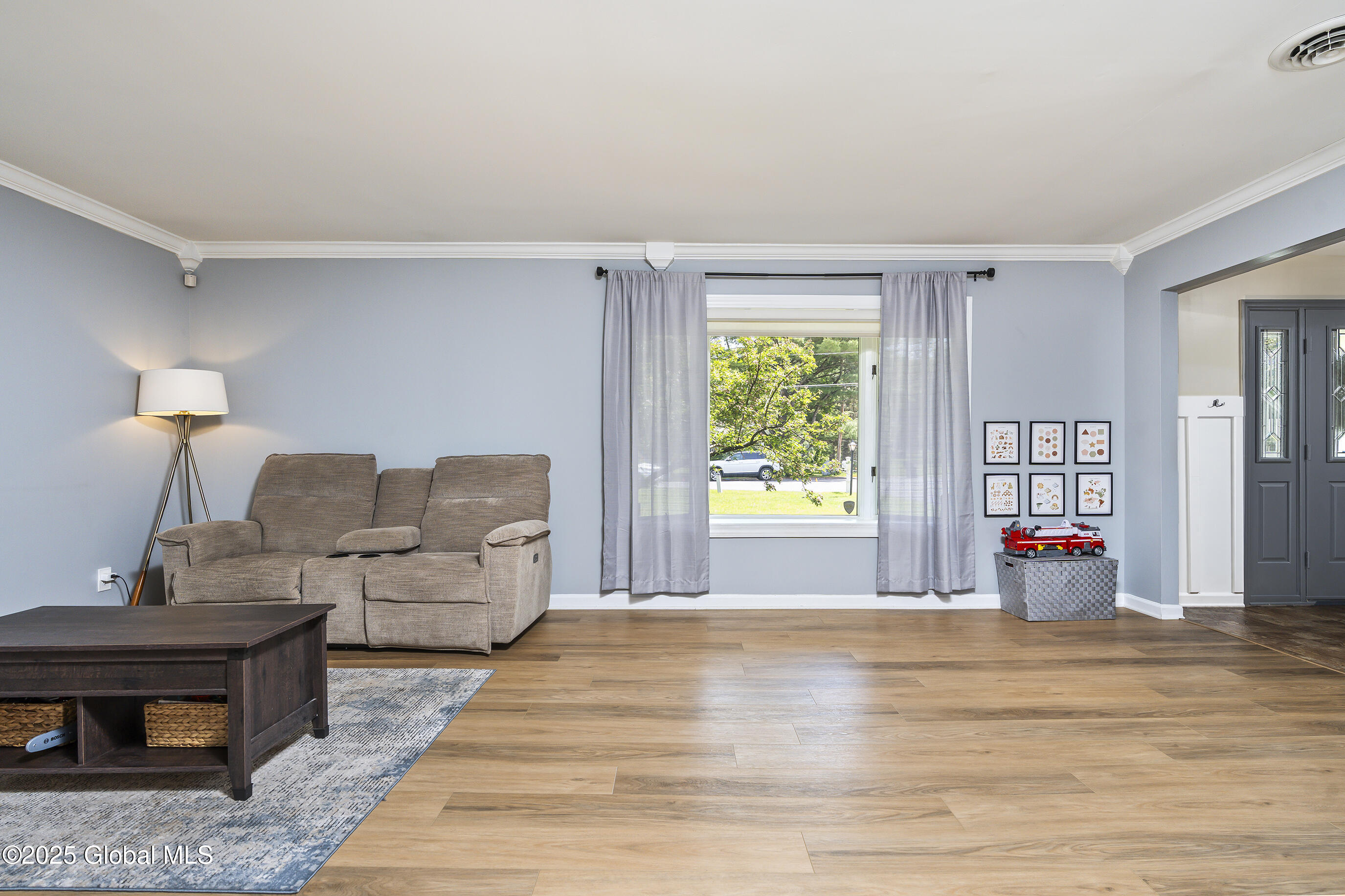 10 Bedford Drive, Latham, New York image 11