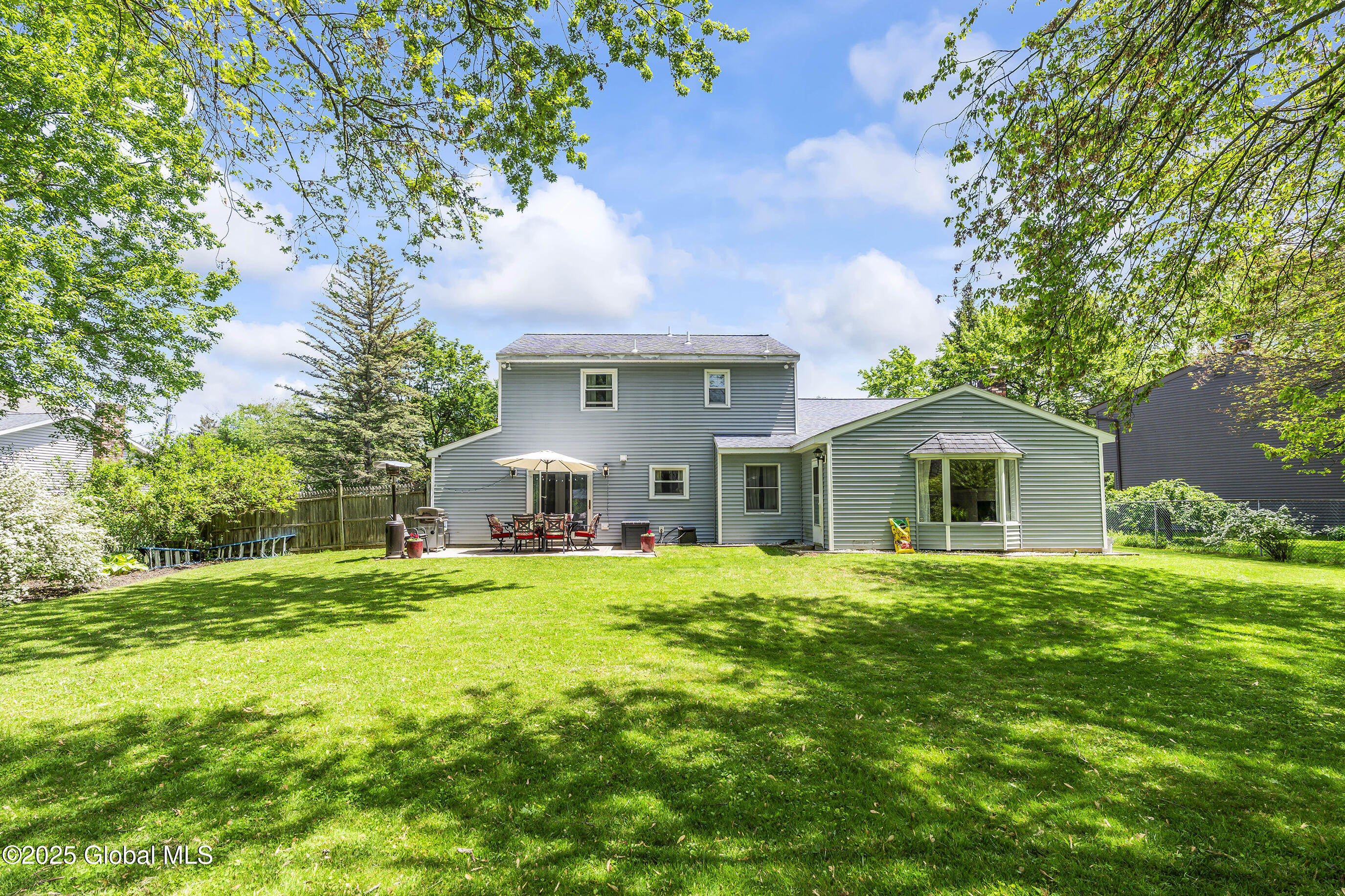 10 Bedford Drive, Latham, New York image 5