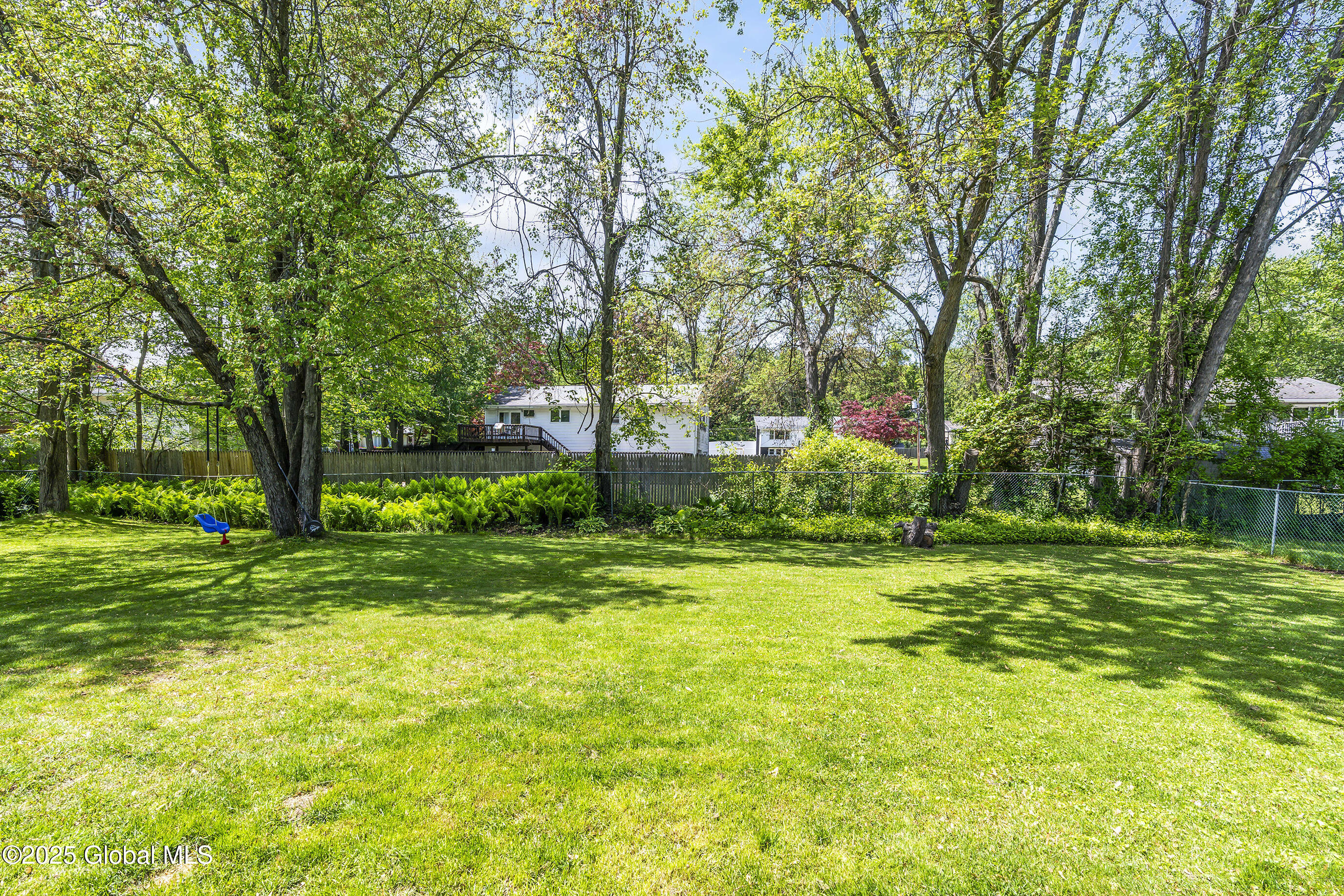 10 Bedford Drive, Latham, New York image 7