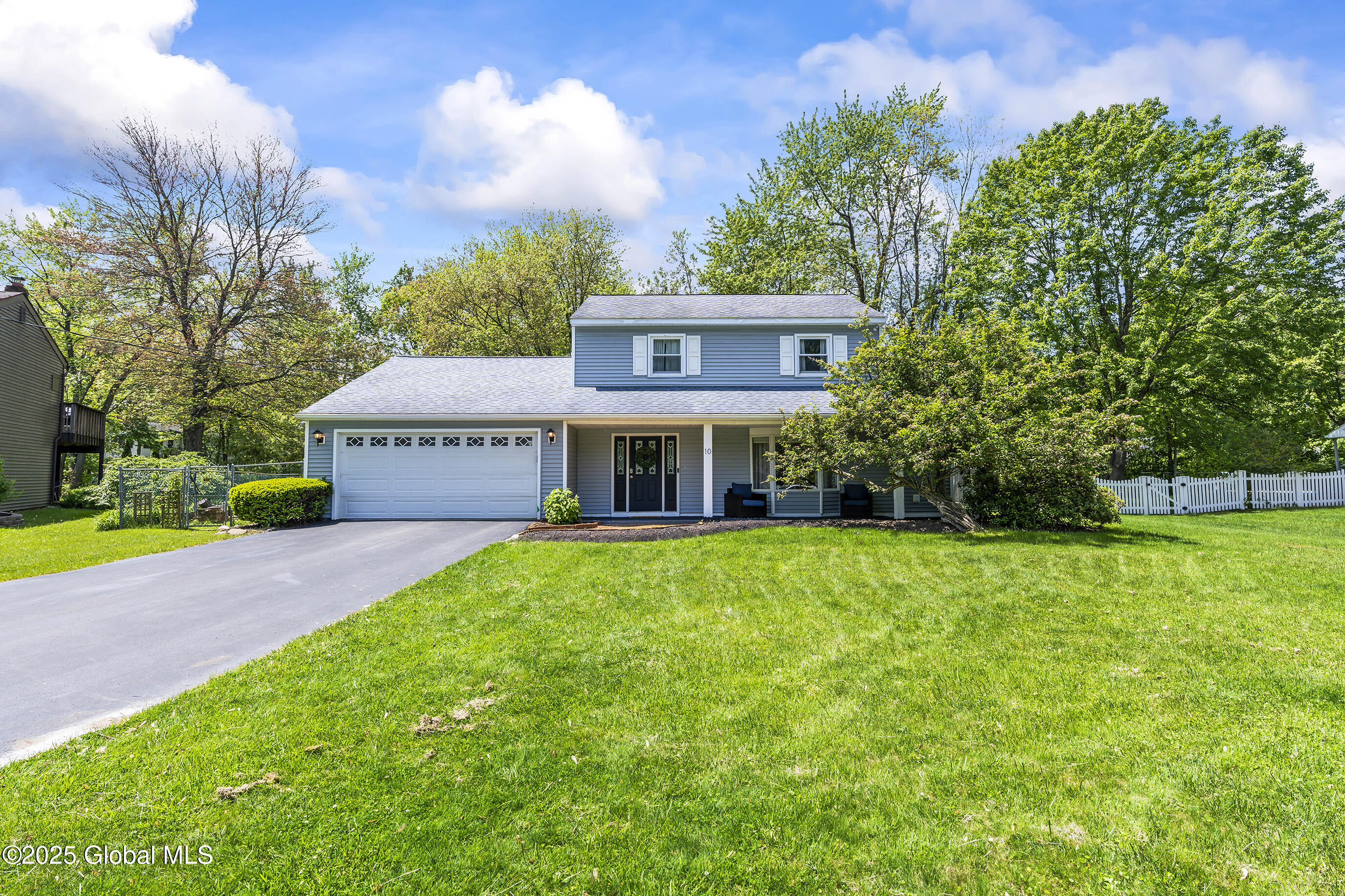 10 Bedford Drive, Latham, New York image 2