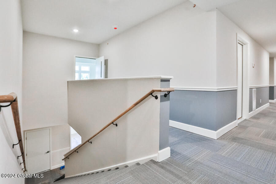 30 Pine Lane