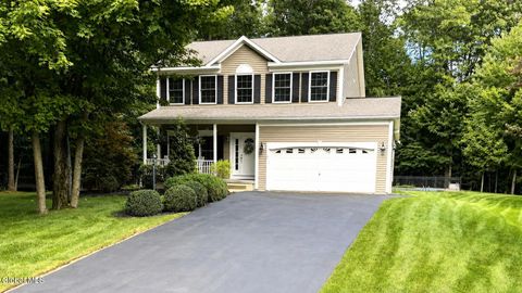 Photo of 1 Dorothy Lane, Glenville, NY 12302 (MLS # 202617201)