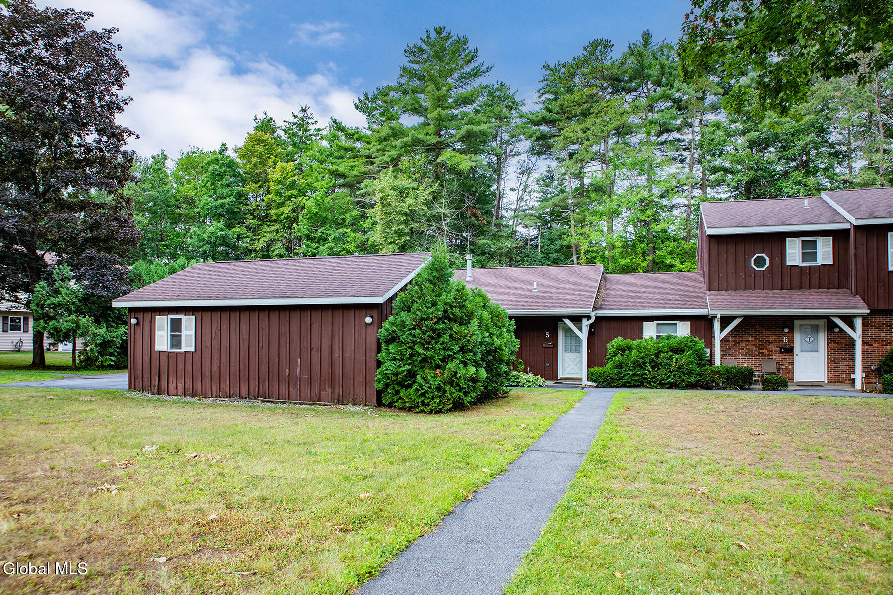 5 Queensway