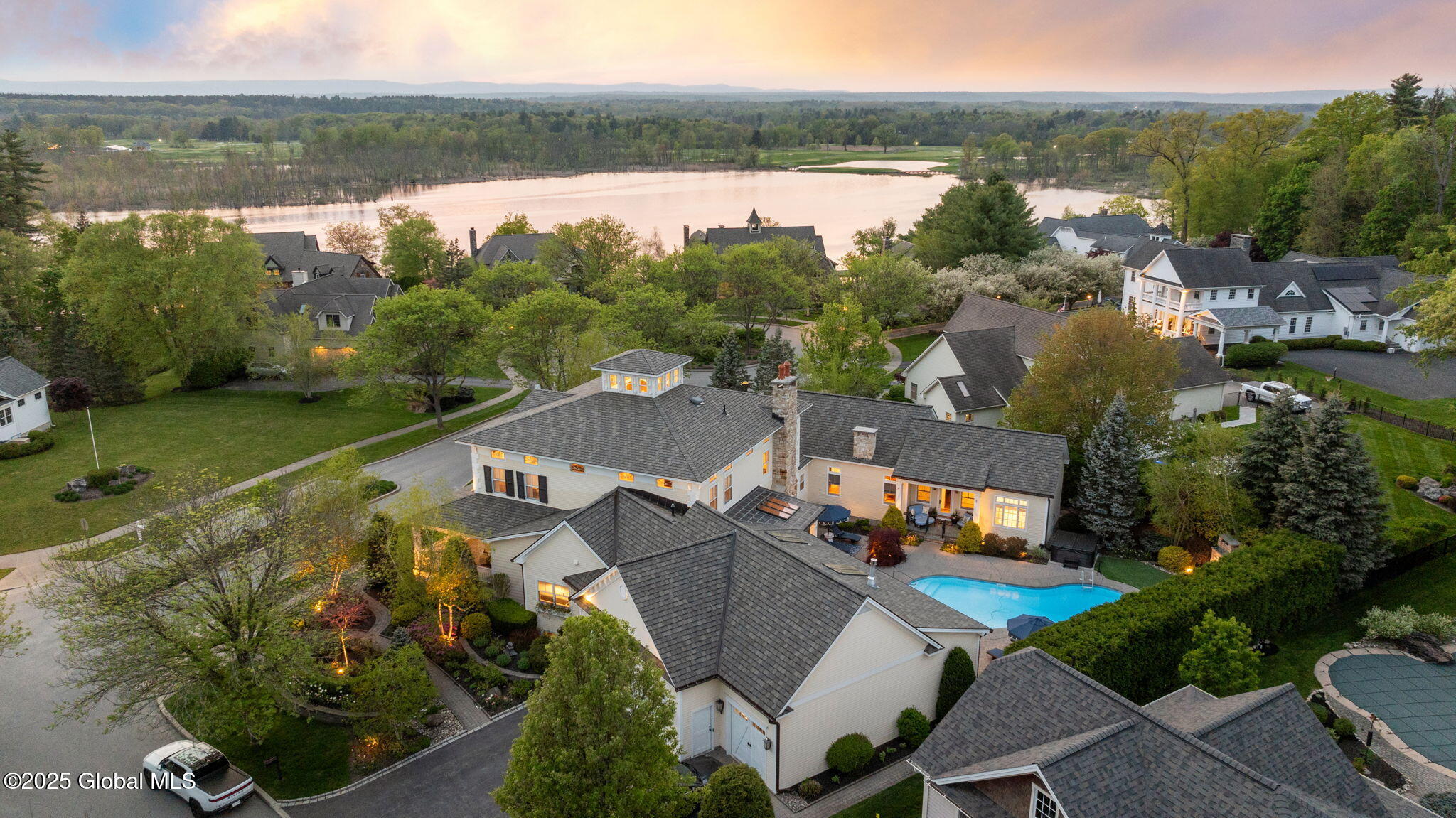 2 Campion Lane, Saratoga Springs, New York image 6