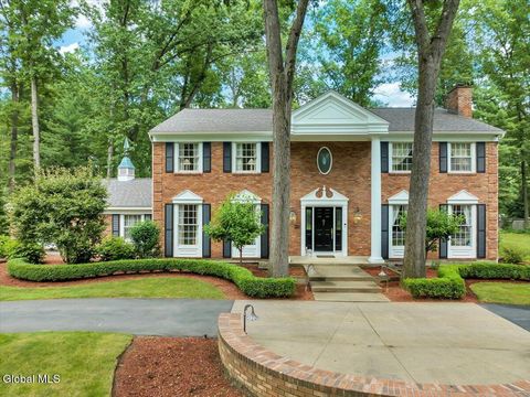Photo of 30 Longwood Drive, Saratoga Springs, NY 12866 (MLS # 202521347)