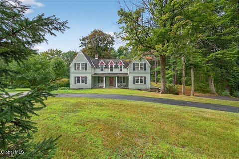 Photo of 2626 Troy-Schenectady Road, Niskayuna, NY 12309 (MLS # 202525048) Photo of 2626 Troy-Schenectady Road, Niskayuna, NY 12309 (MLS # 202525048)