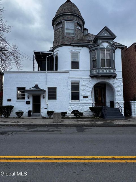 Photo of 612 Union Street #2, Schenectady, NY 12305 (MLS # 202530619)