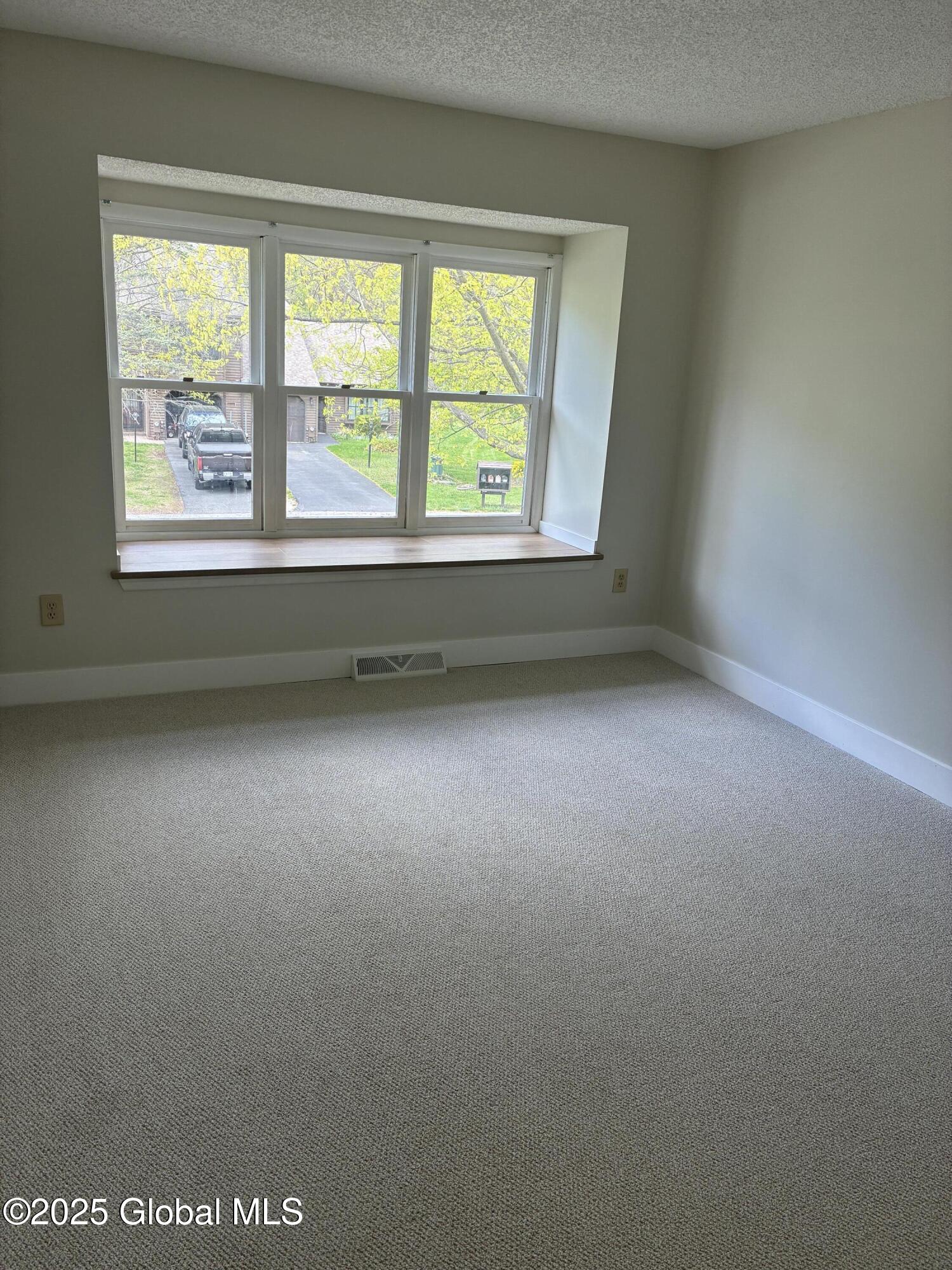 523 Townwood Drive, Albany, New York image 38