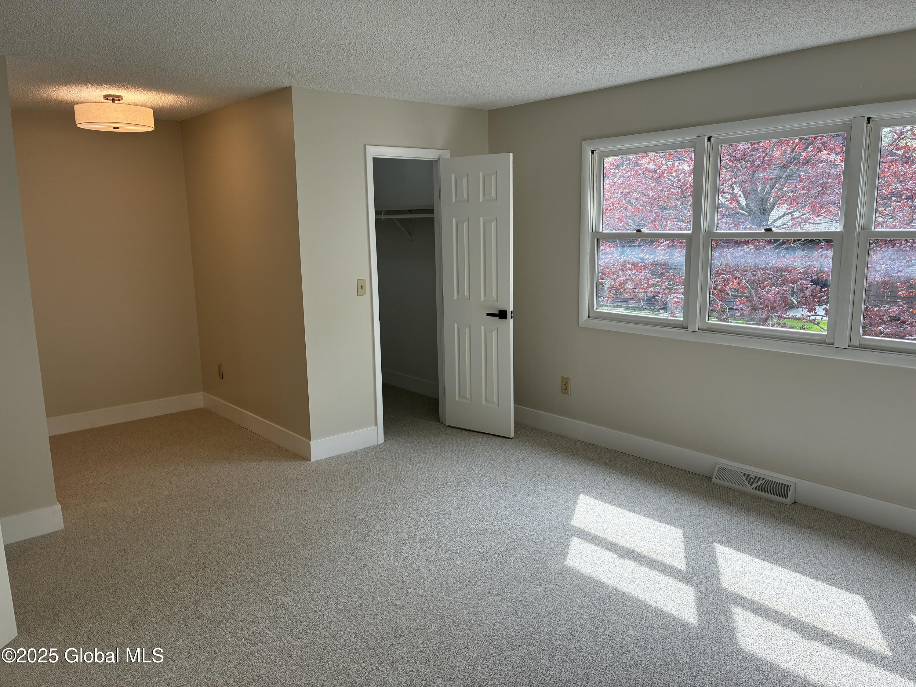 523 Townwood Drive, Albany, New York image 28