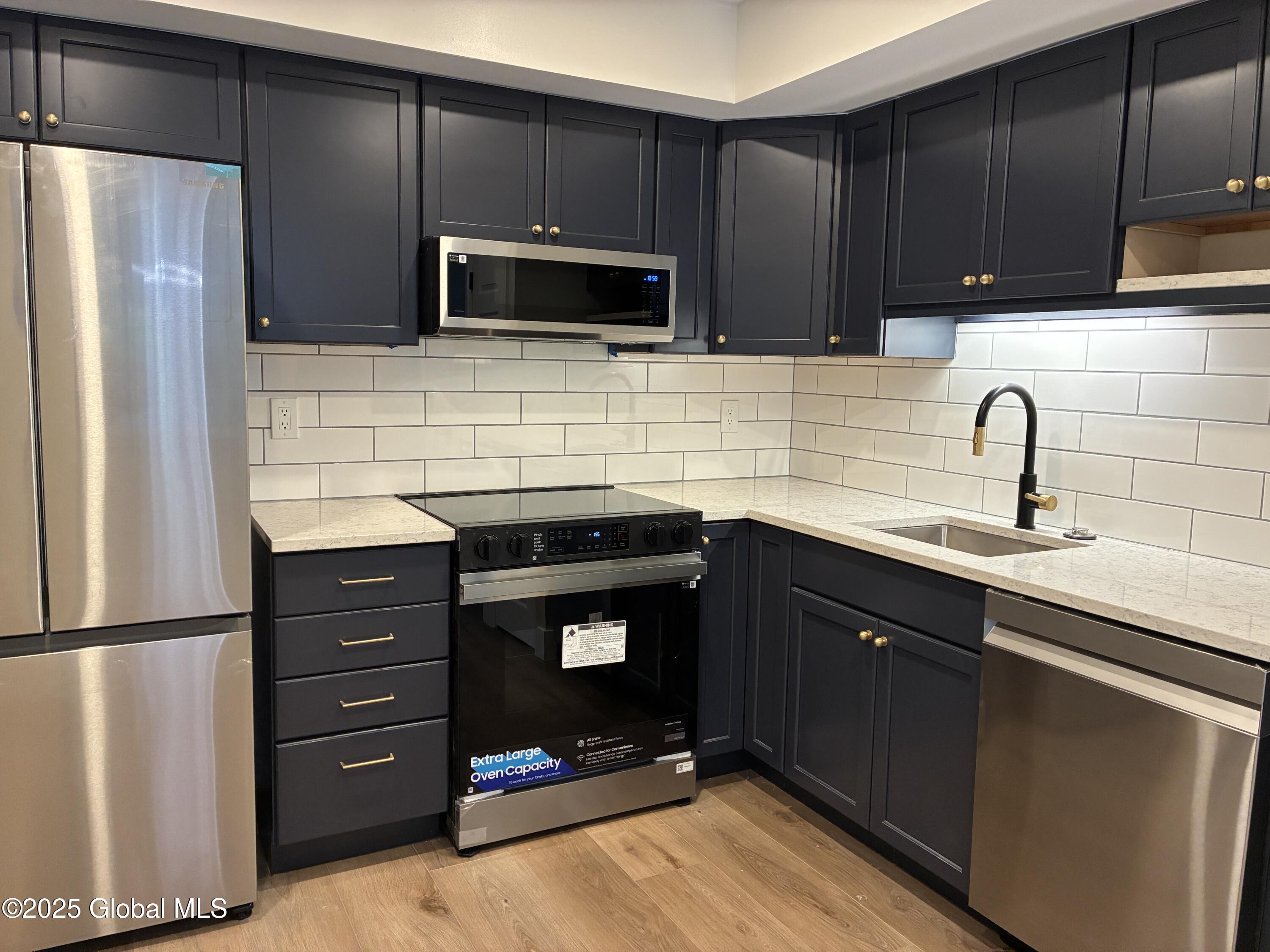 523 Townwood Drive, Albany, New York image 6