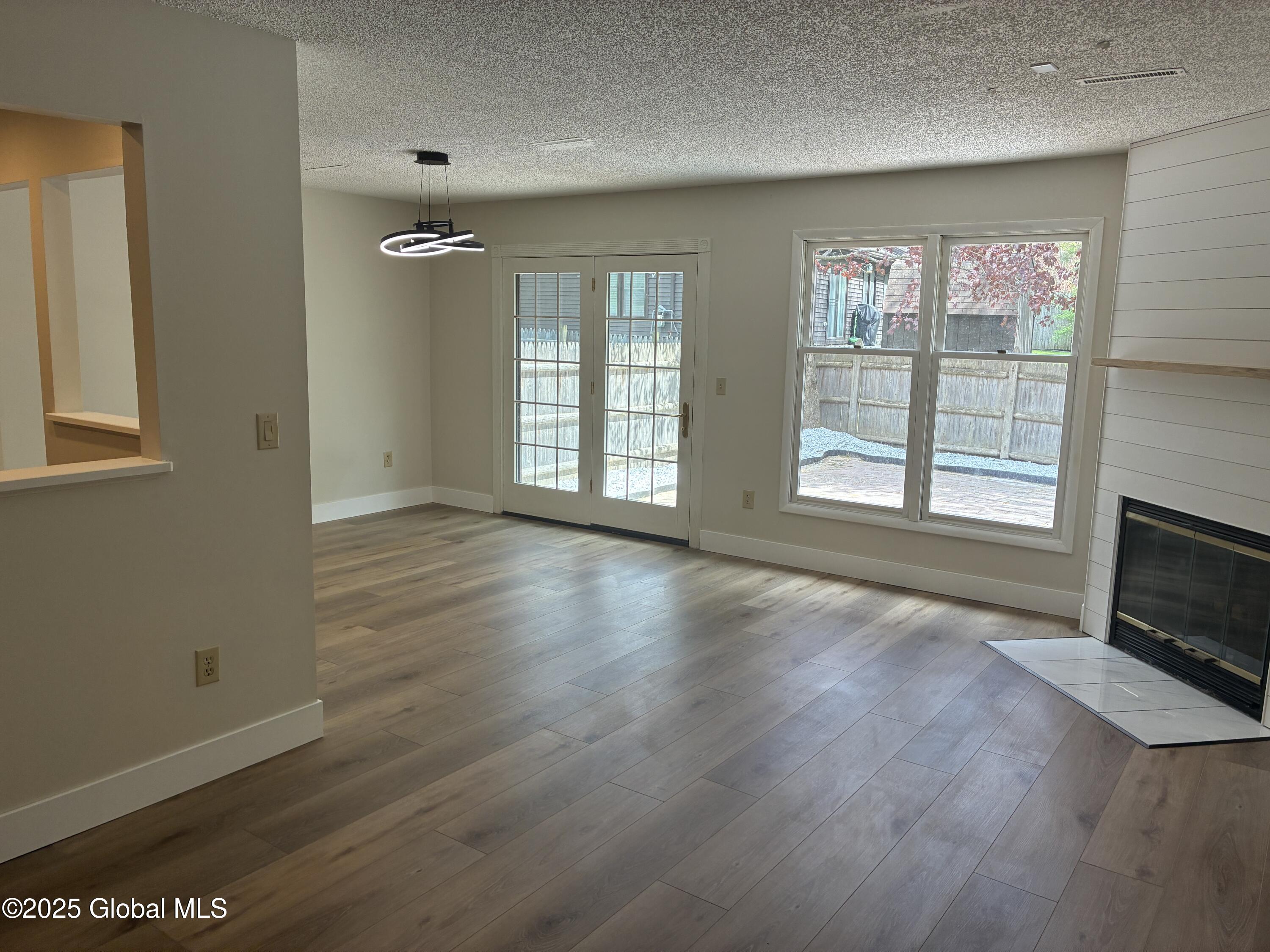 523 Townwood Drive, Albany, New York image 12