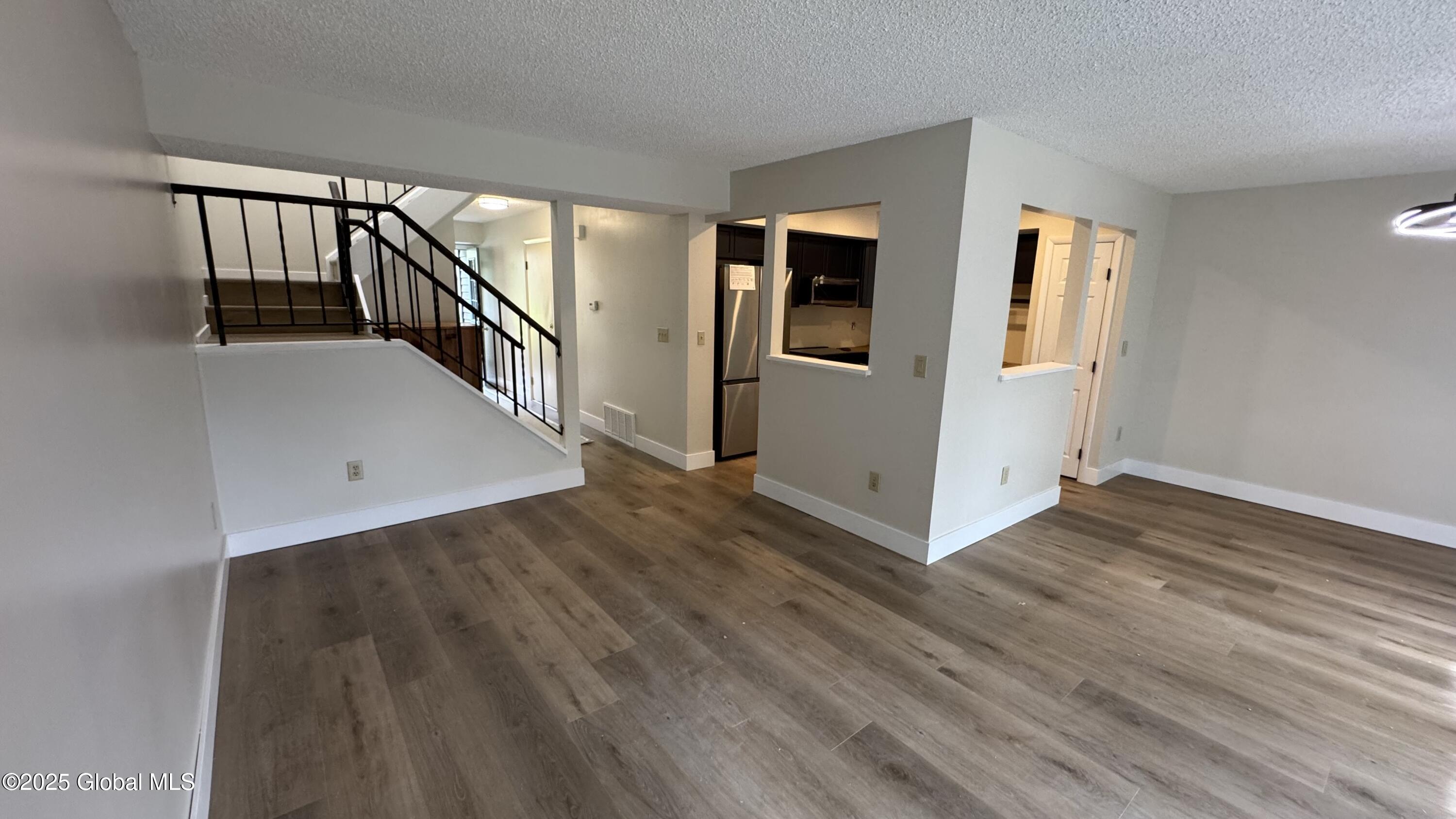 523 Townwood Drive, Albany, New York image 11