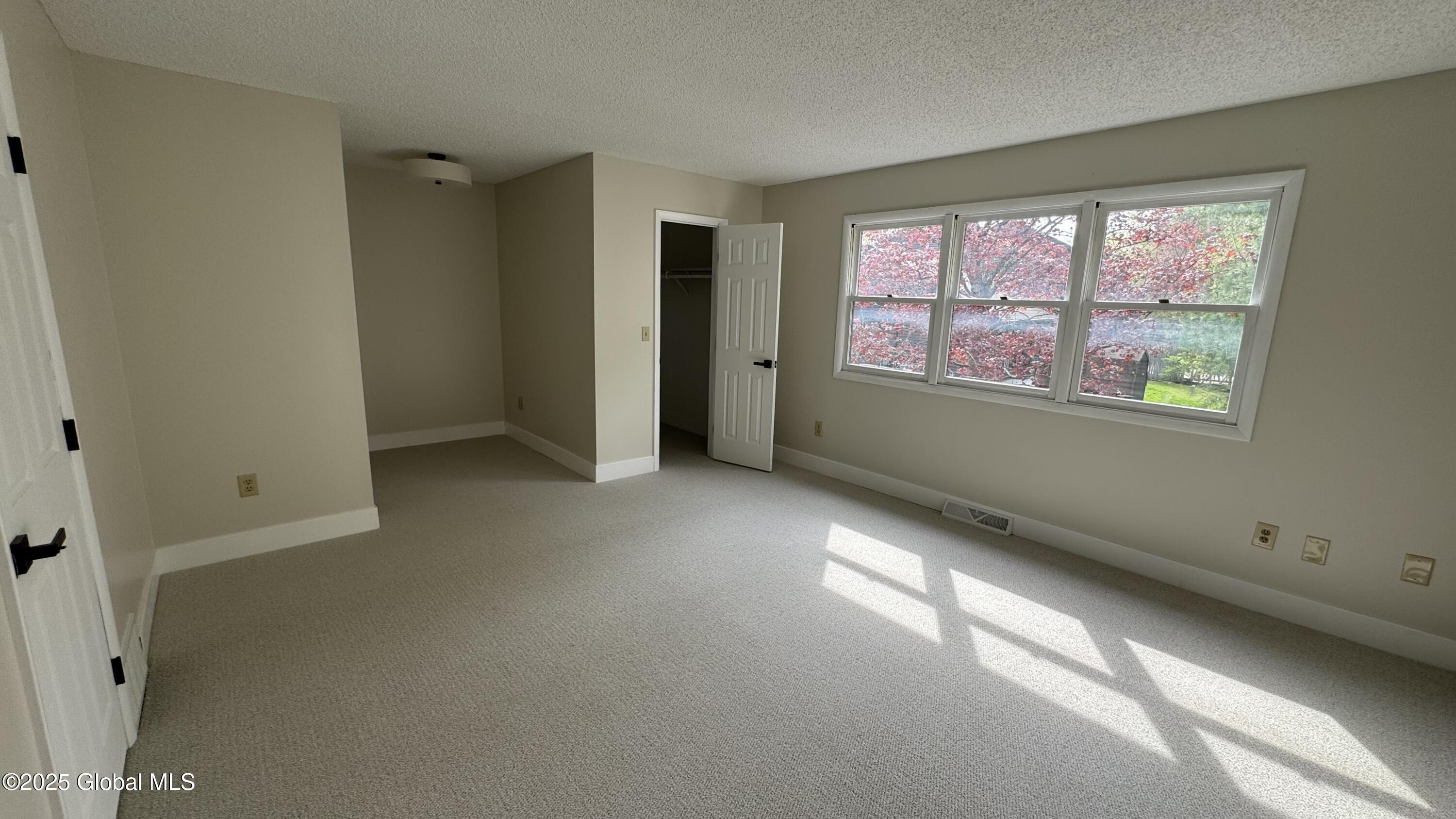 523 Townwood Drive, Albany, New York image 27