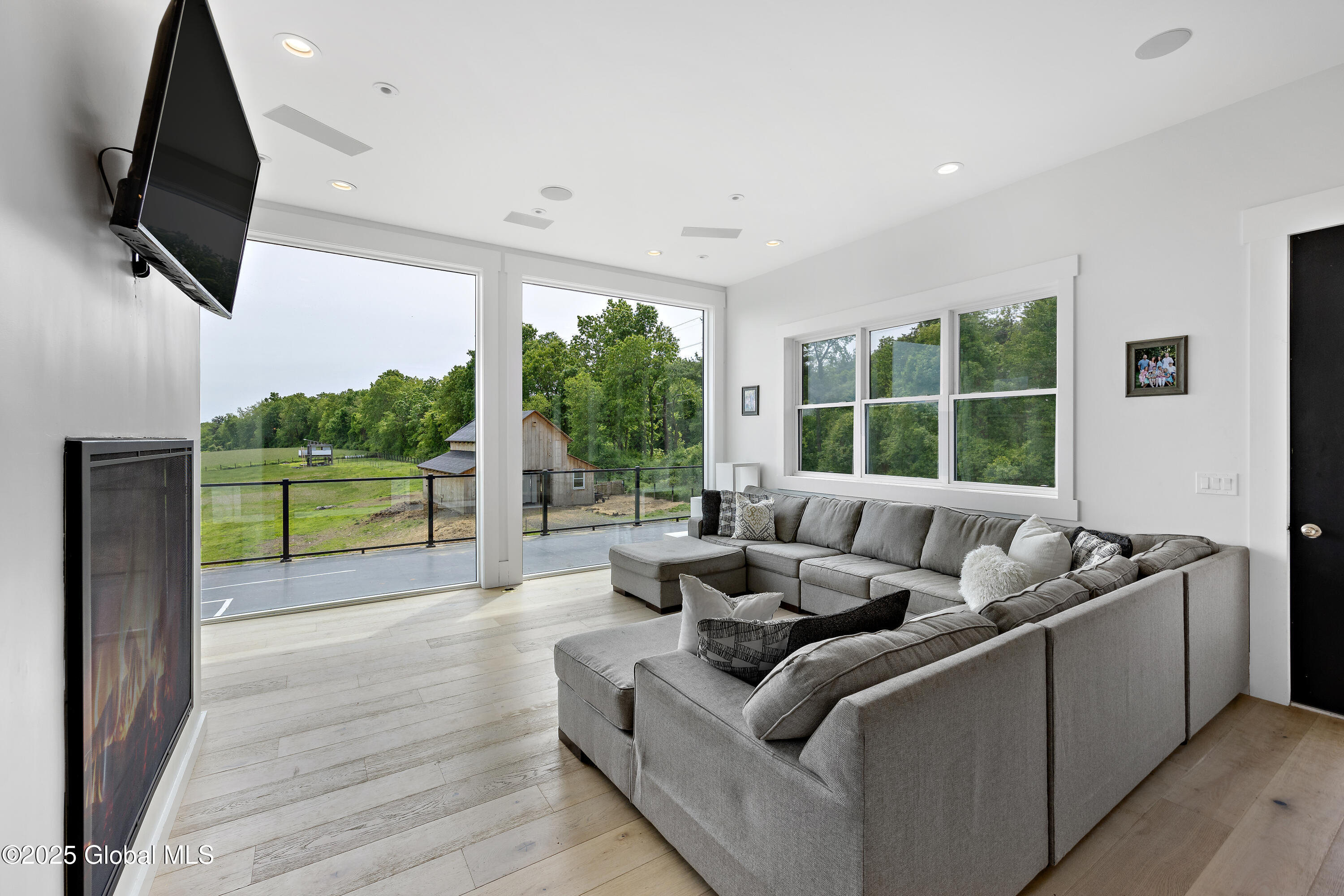 218 Ridge Road, Schodack Landing, New York image 16