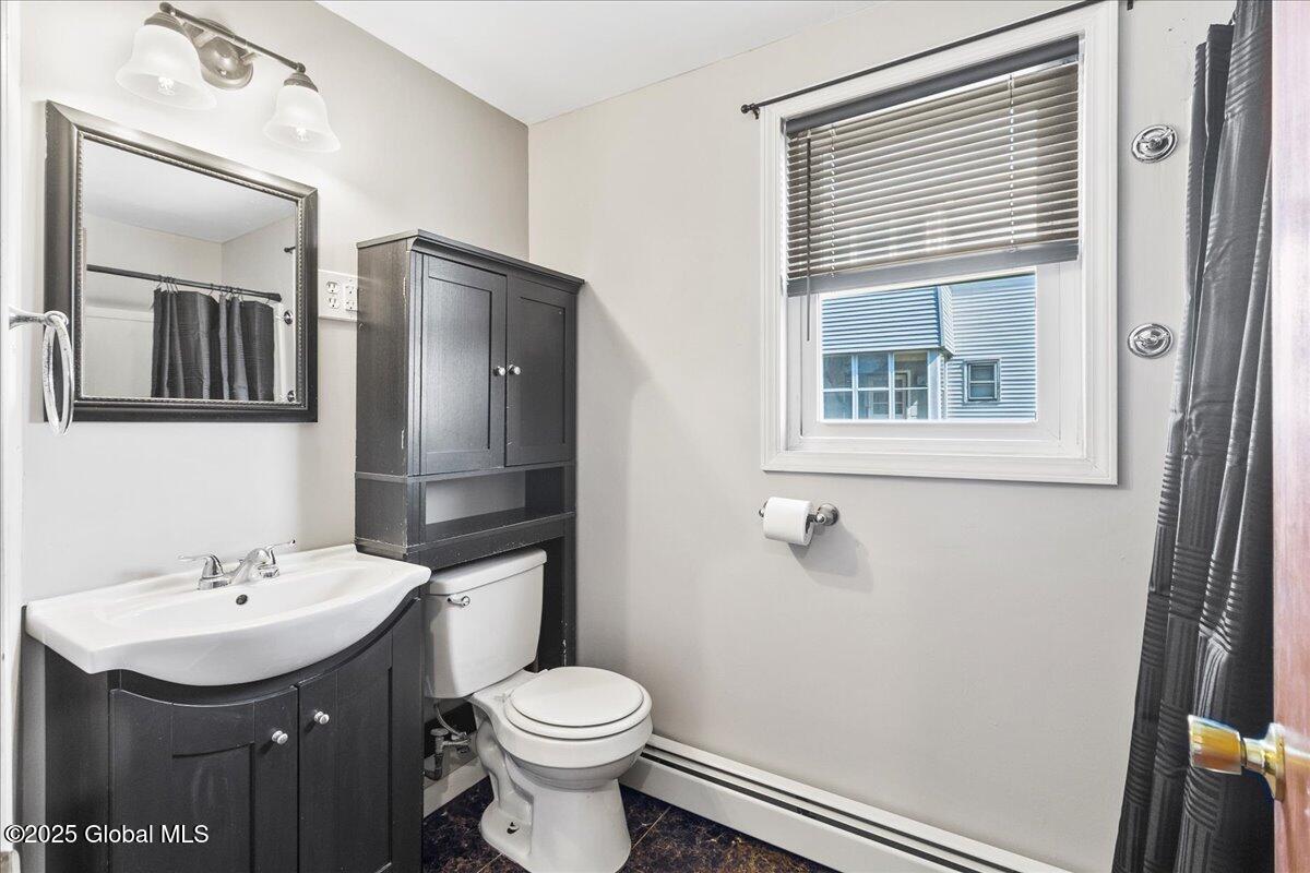 282 Central Avenue, Cohoes, New York image 14