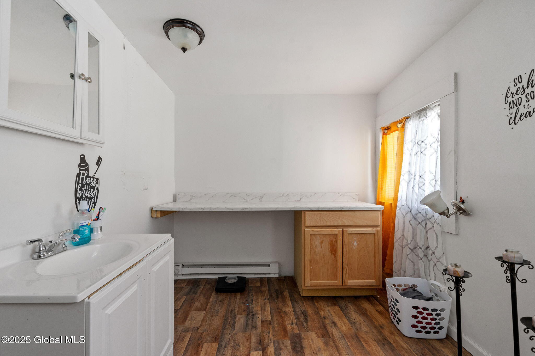 346 Locust Avenue, Amsterdam, New York image 36