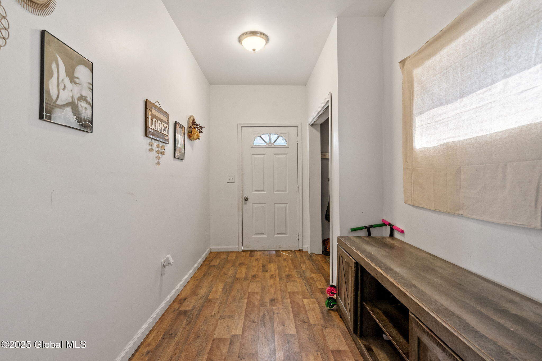346 Locust Avenue, Amsterdam, New York image 5