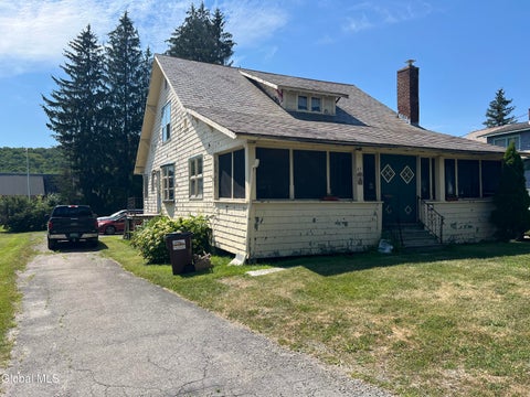 Homes For Sale - 83 Quaker Street<br/> Washington County, Granville, NY 12832
