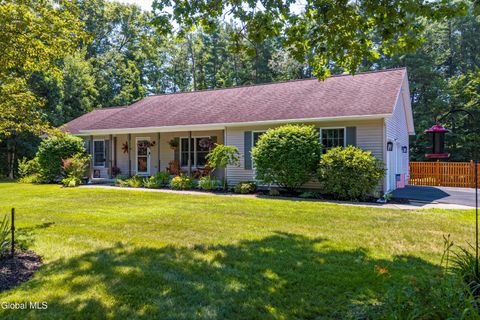 Homes For Sale - 10 Snowberry Lane<br/> Gansevoort, NY 12831