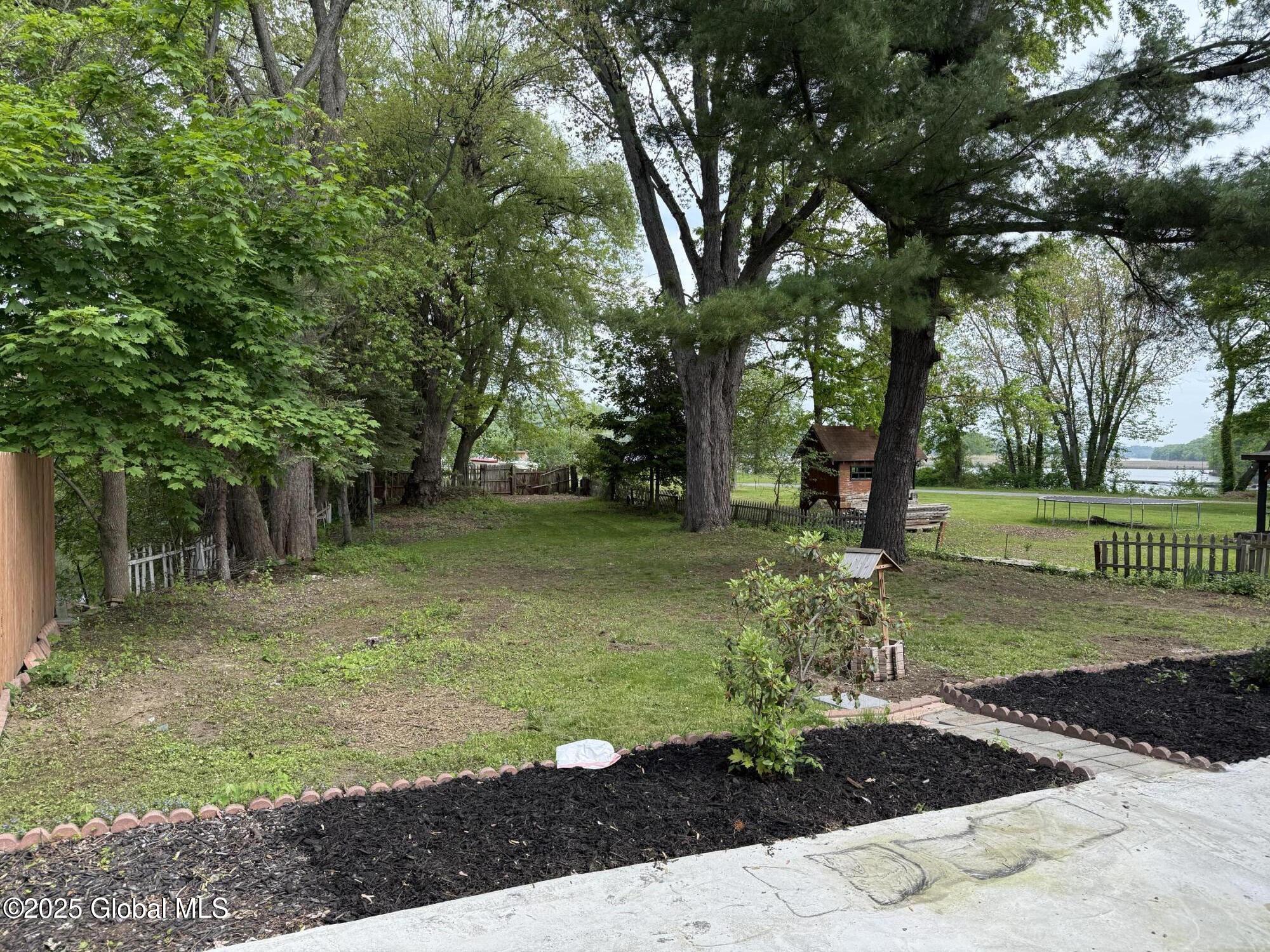 15 Schaffer Drive, Cohoes, New York image 26