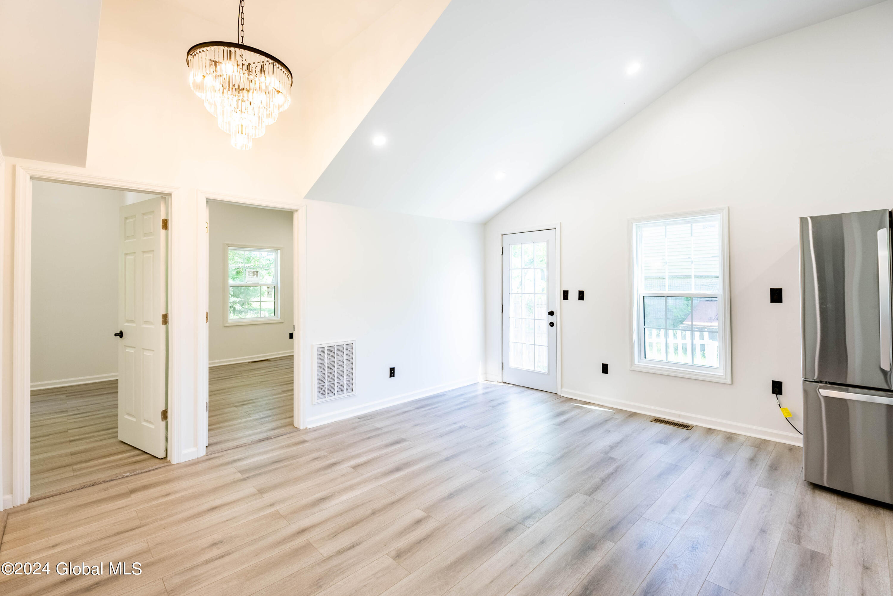 15 Schaffer Drive, Cohoes, New York image 11