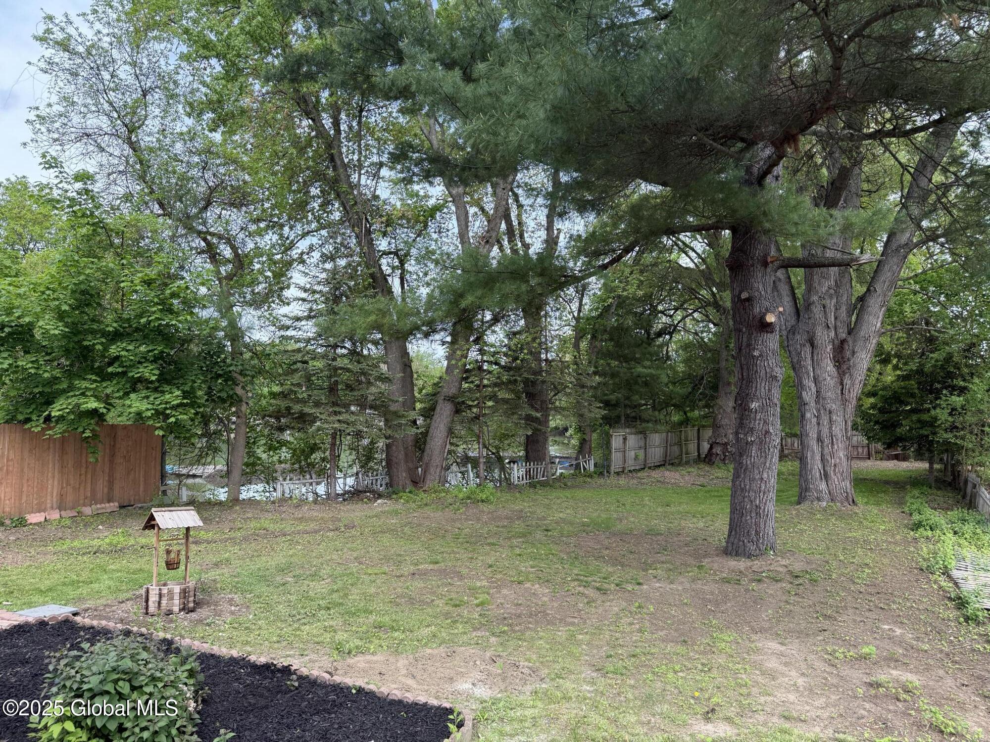 15 Schaffer Drive, Cohoes, New York image 27