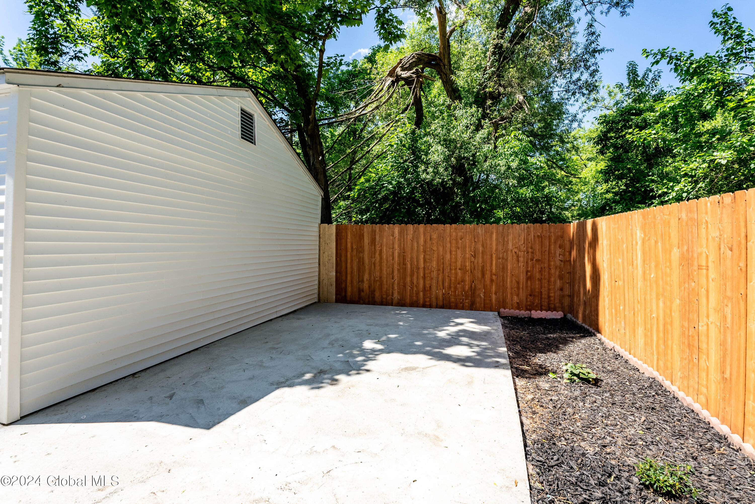 15 Schaffer Drive, Cohoes, New York image 21