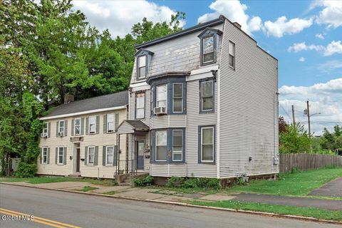Multifamily For Sale - 715 2nd Avenue<br/> Troy, NY 12182