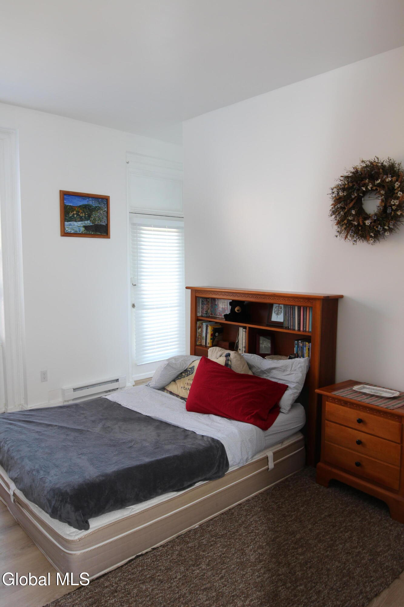 Albany, New York 12202, United States, 2 Bedrooms Bedrooms, ,1 BathroomBathrooms,Residential,Active,214017