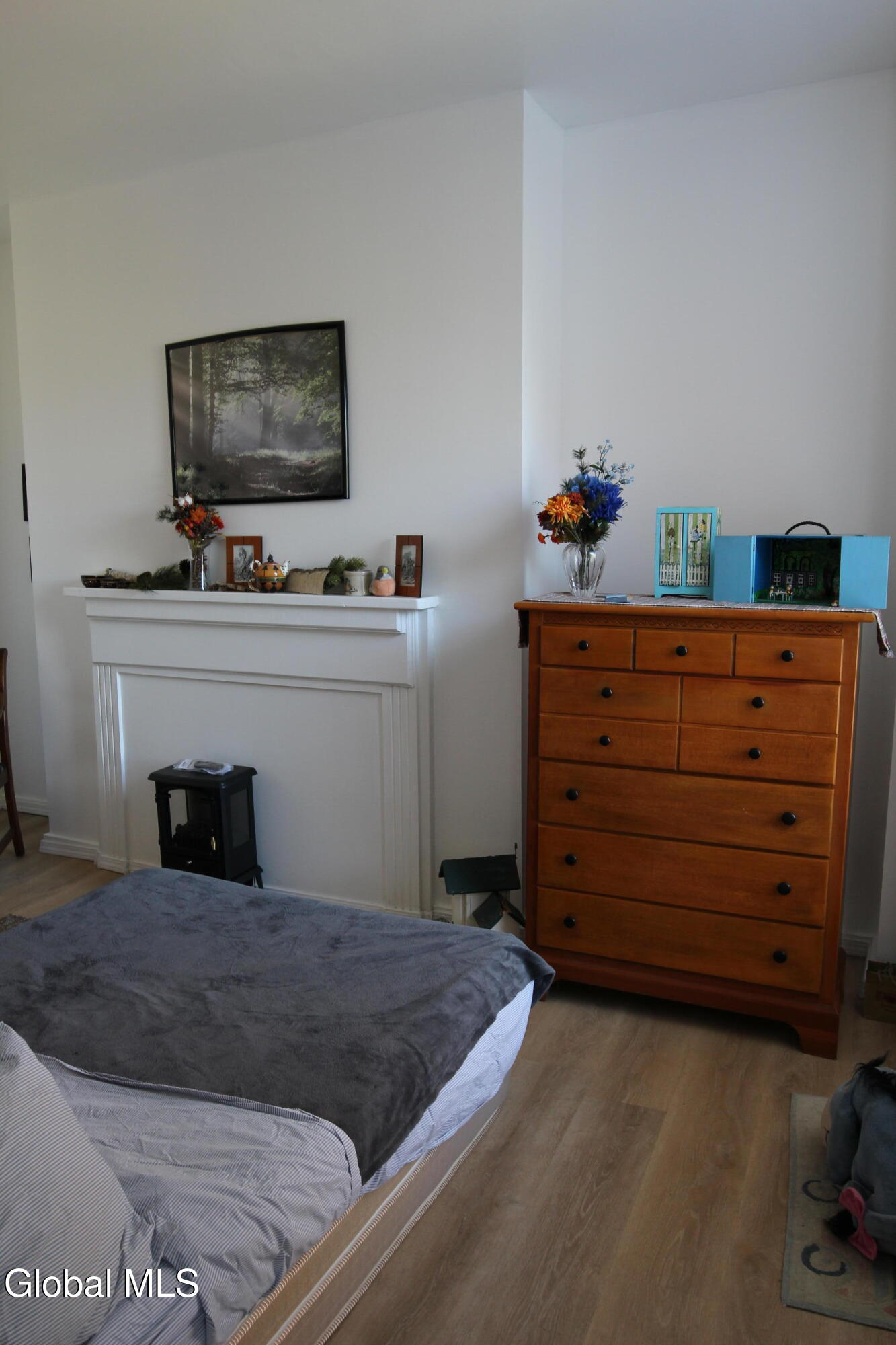 Albany, New York 12202, United States, 2 Bedrooms Bedrooms, ,1 BathroomBathrooms,Residential,Active,214017