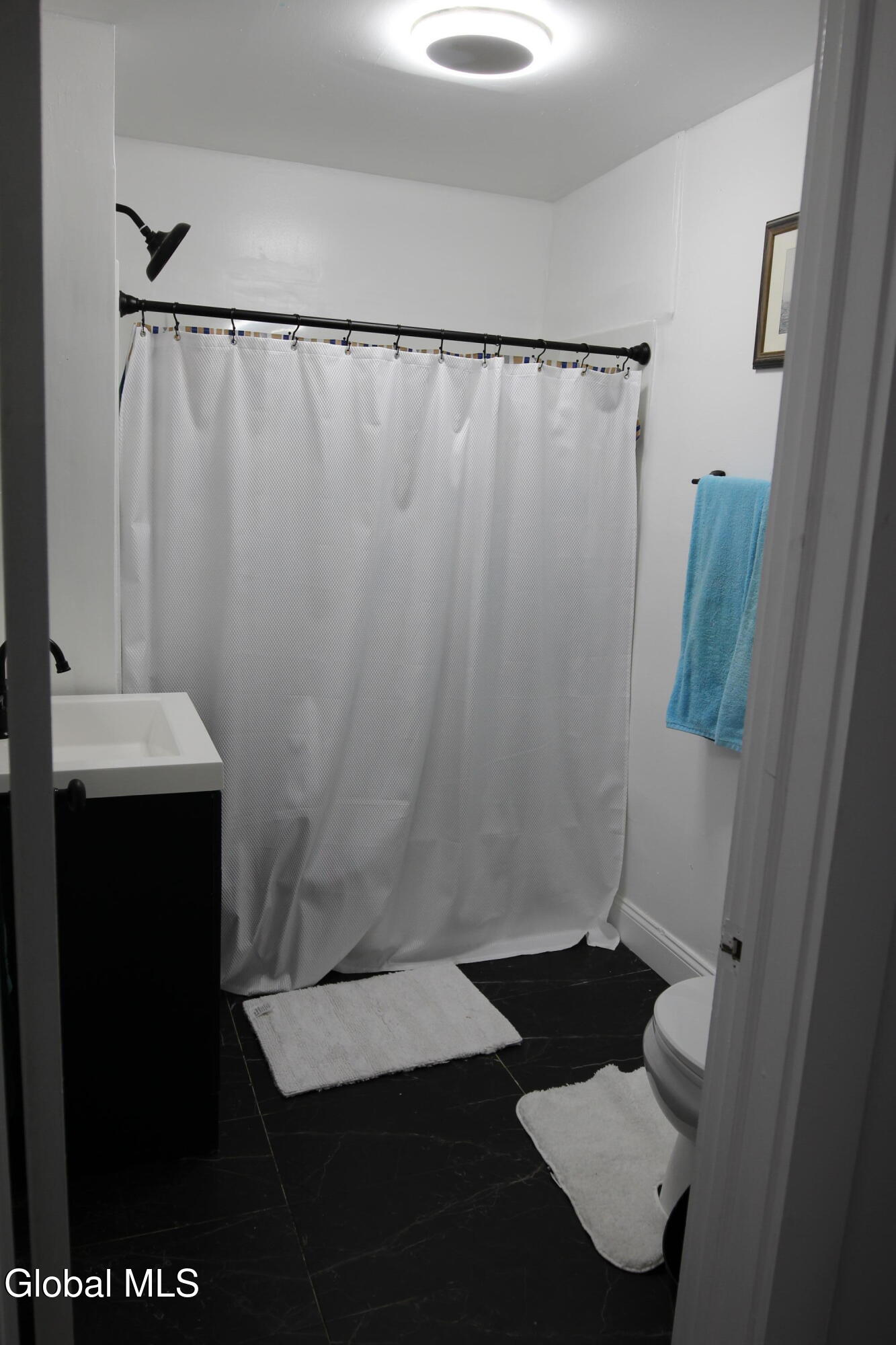 Albany, New York 12202, United States, 2 Bedrooms Bedrooms, ,1 BathroomBathrooms,Residential,Active,214017