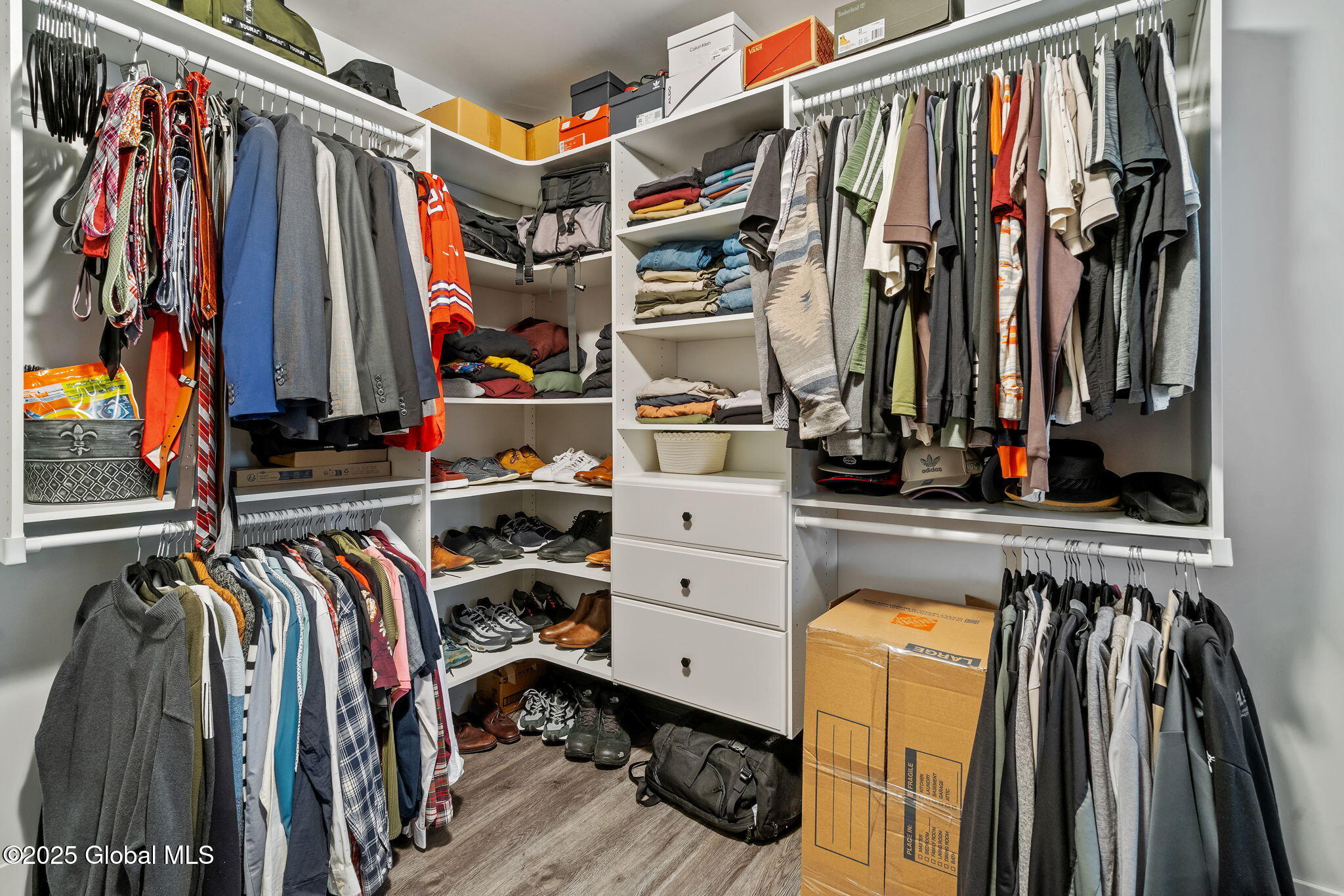 7 Spruce Street, Clifton Park, New York image 39
