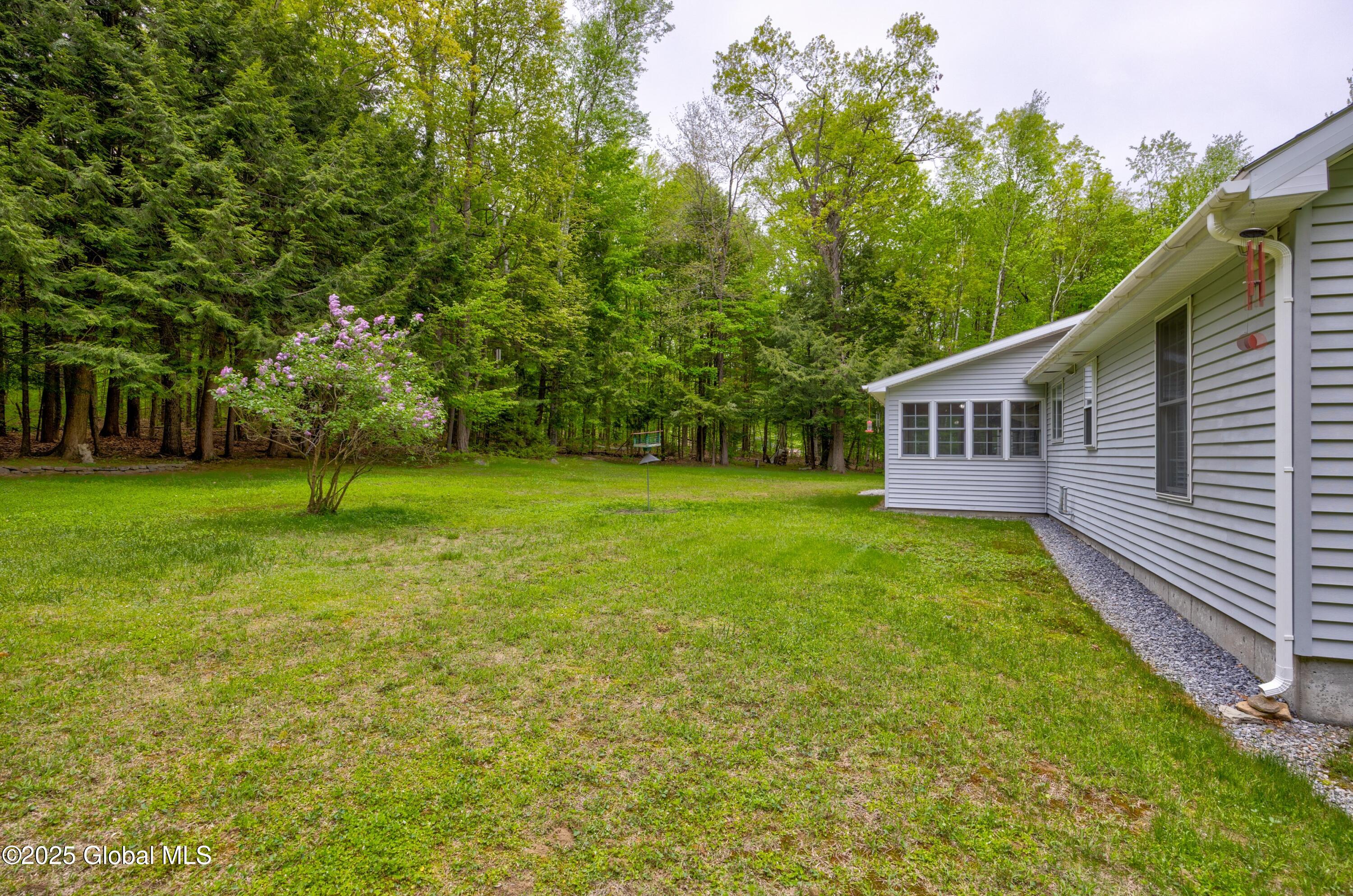 15 Stewart Dam Road, Corinth, New York image 28
