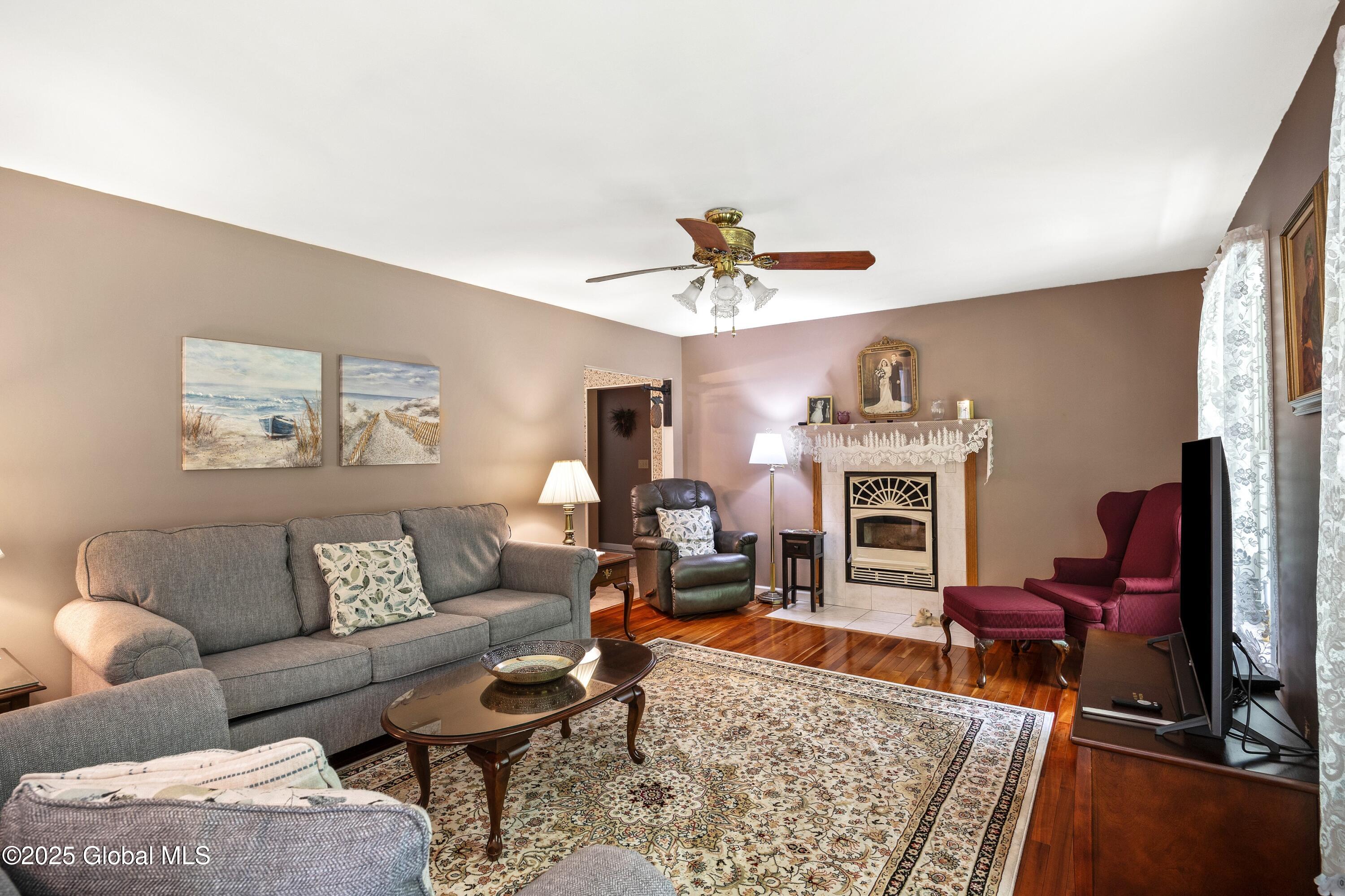 15 Stewart Dam Road, Corinth, New York image 2