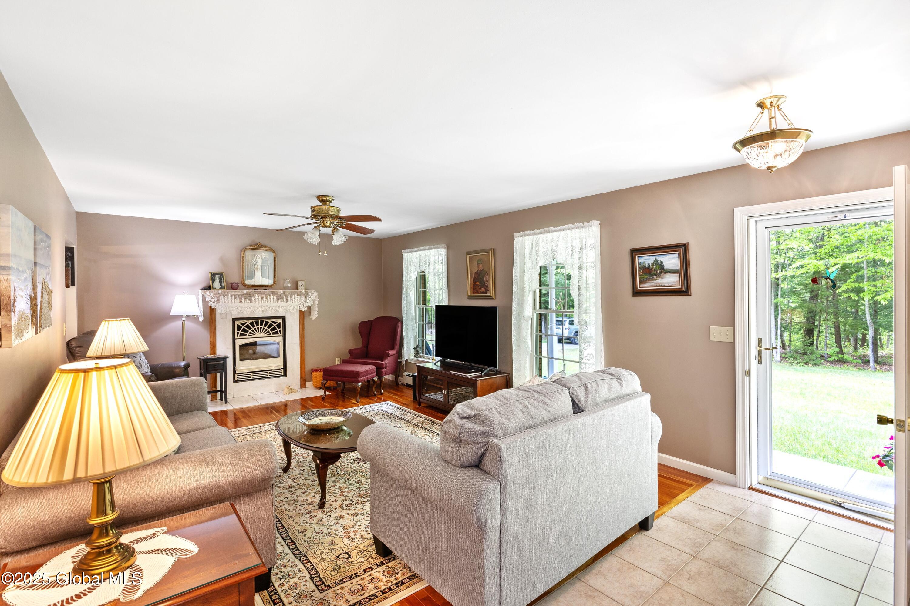 15 Stewart Dam Road, Corinth, New York image 3