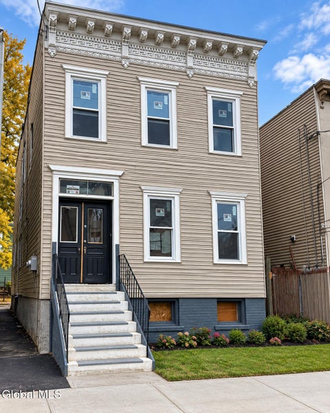 Multifamily For Sale - 502 Hudson Avenue<br/> Albany, NY 12203