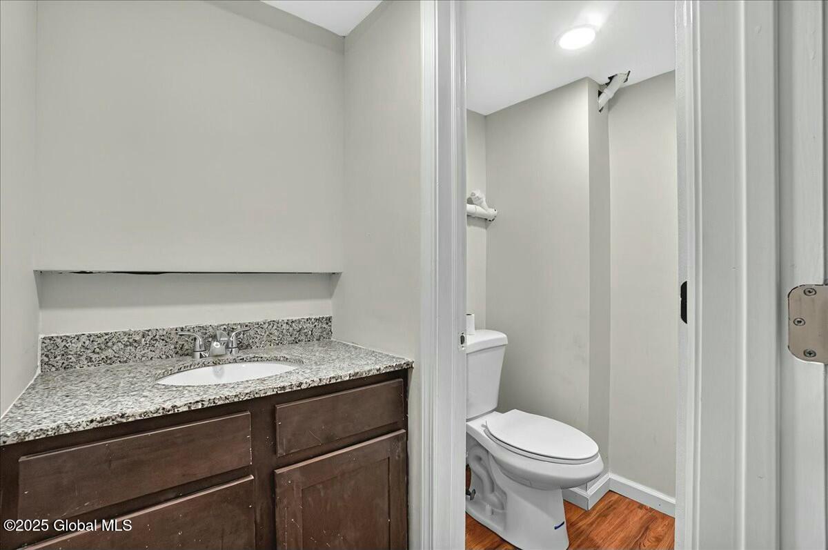 8 Forest Avenue, Cohoes, New York image 32
