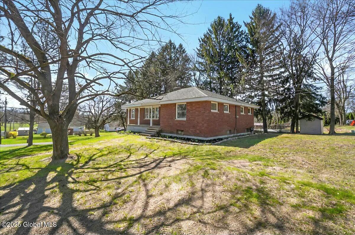 8 Forest Avenue, Cohoes, New York image 38