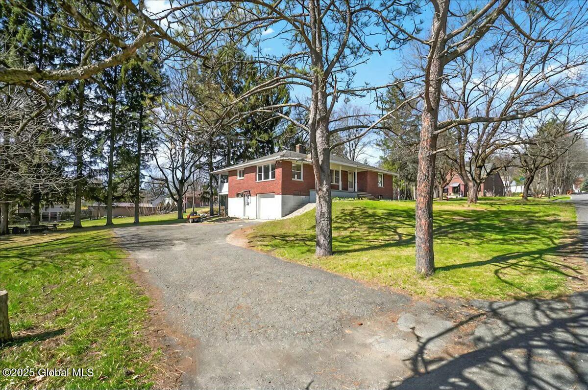 8 Forest Avenue, Cohoes, New York image 48