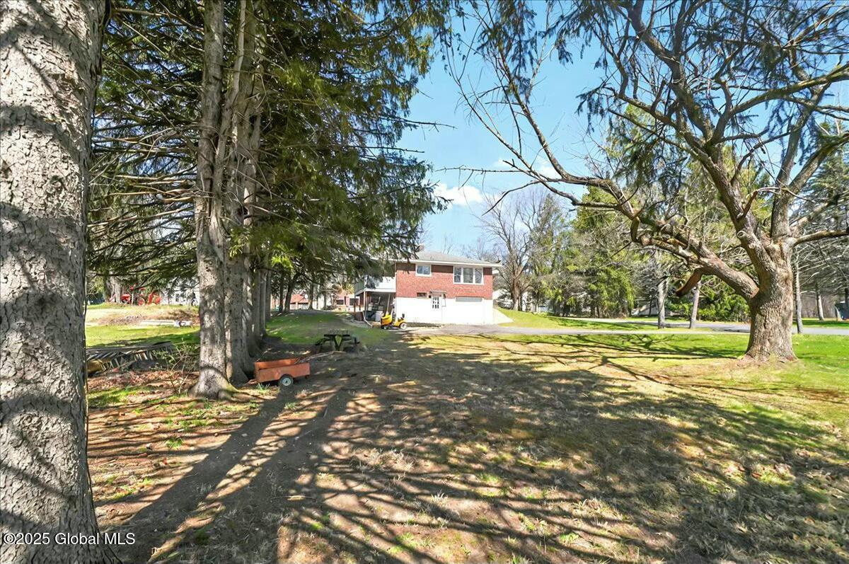 8 Forest Avenue, Cohoes, New York image 44