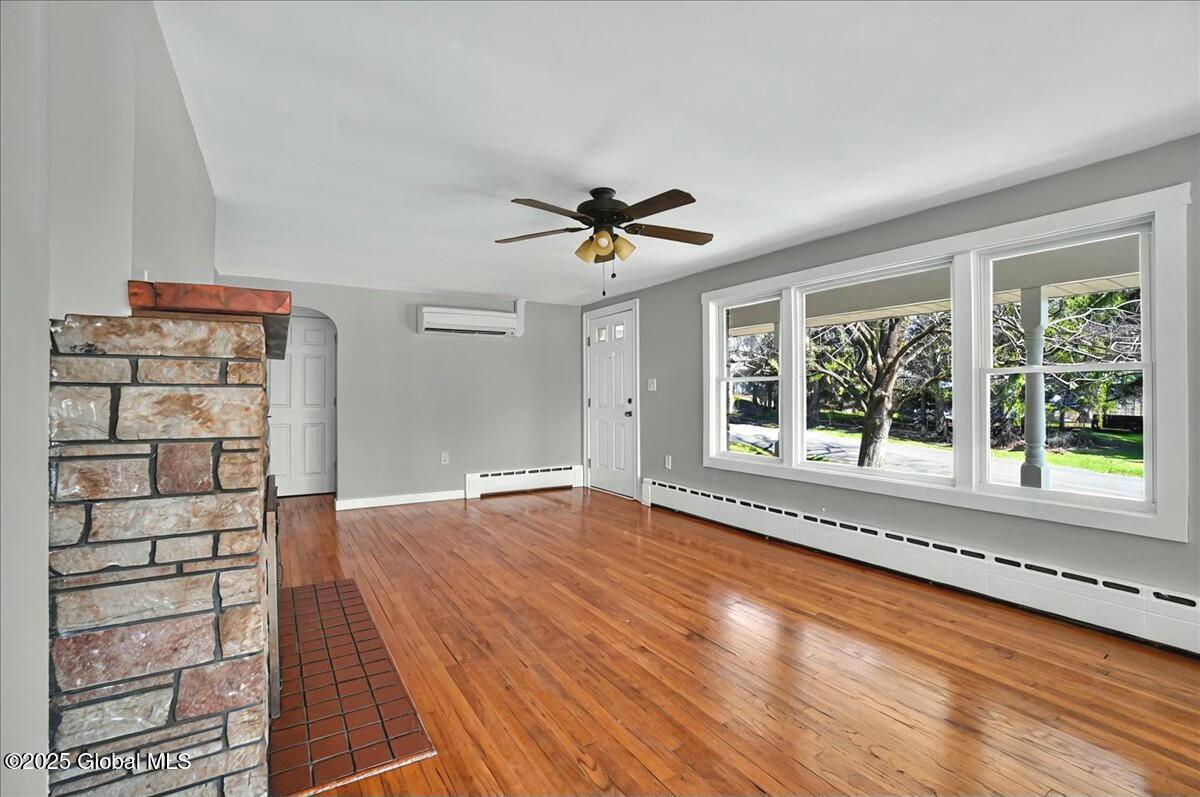 8 Forest Avenue, Cohoes, New York image 7