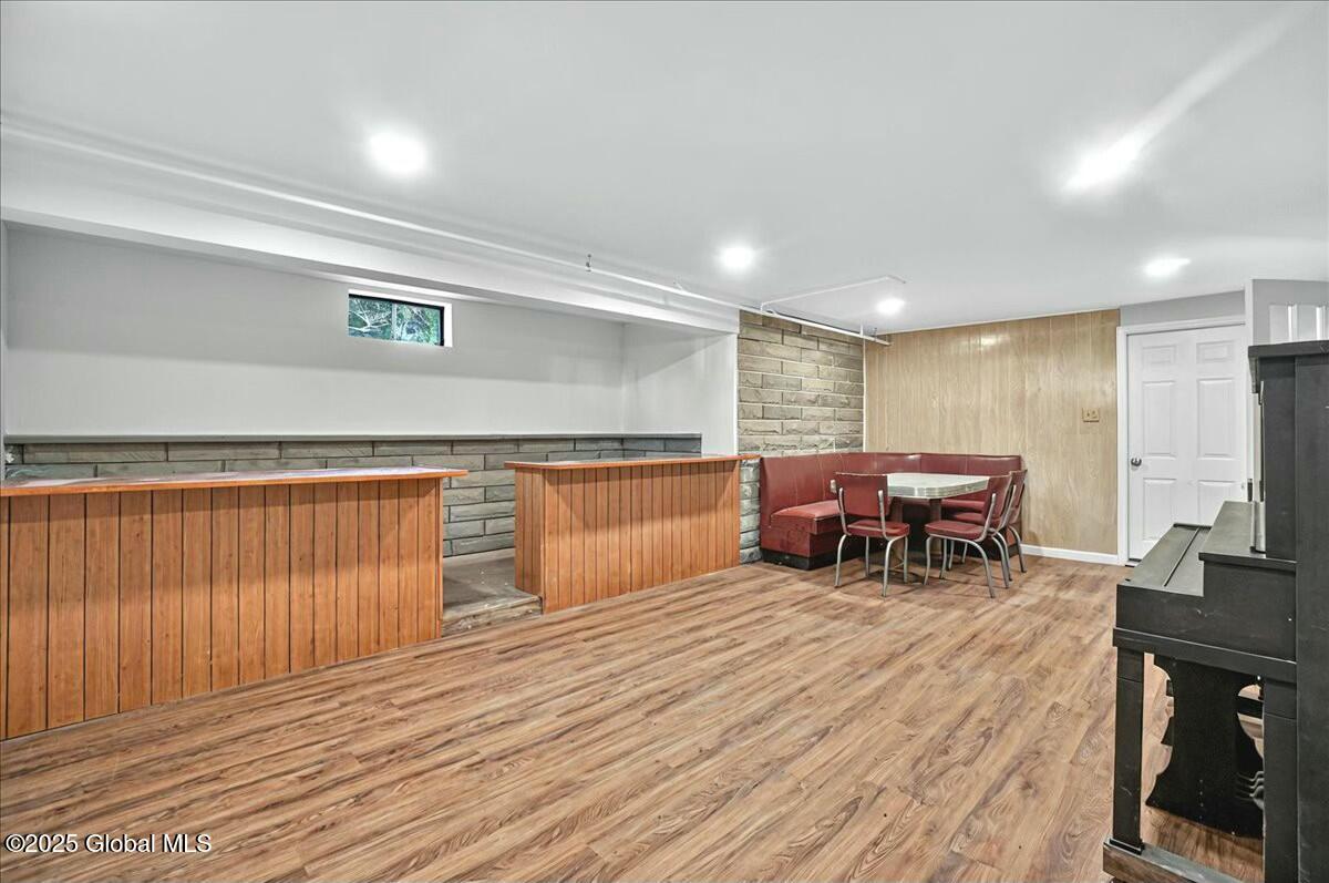 8 Forest Avenue, Cohoes, New York image 37