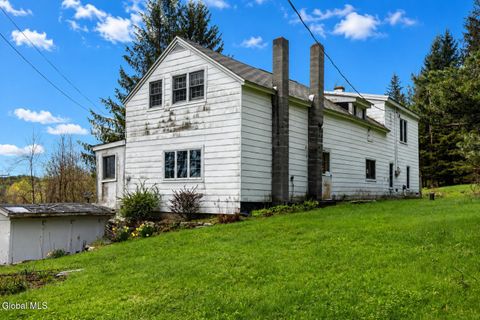 Homes For Sale - 39 E Hill Road<br/> Middleburgh, NY 12009